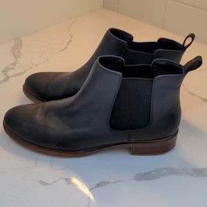 Clarks leather ankles boots size 7